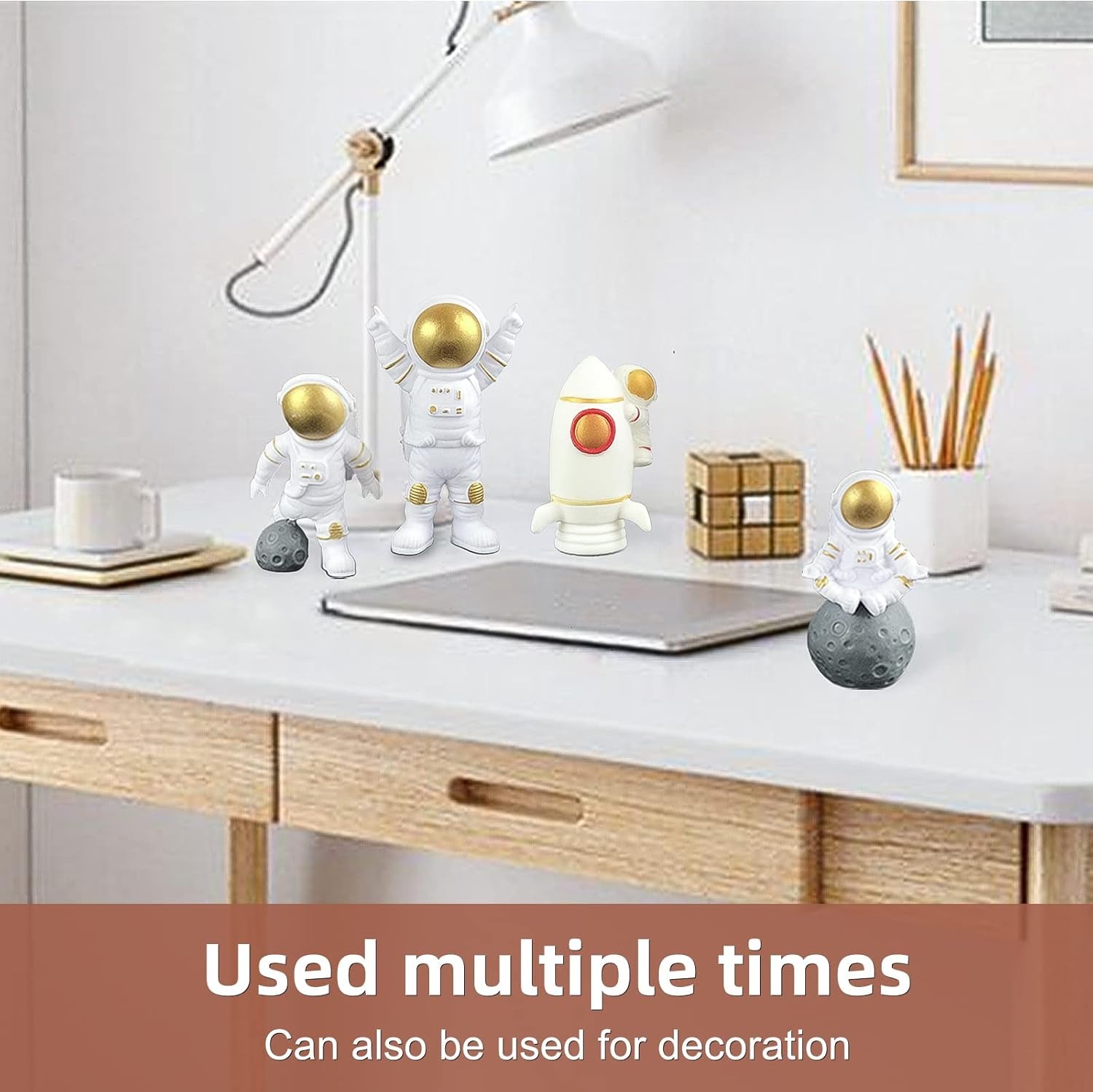 18 Pack Astronaut Cake Topper Set, Outer Space Cake Decoration Astronaut Figurine Rocket Caketoppers with Stars and Pearl Balls for Christmas Astronaut Themed Party Kids Birthday Tabletop Decor(Gold)