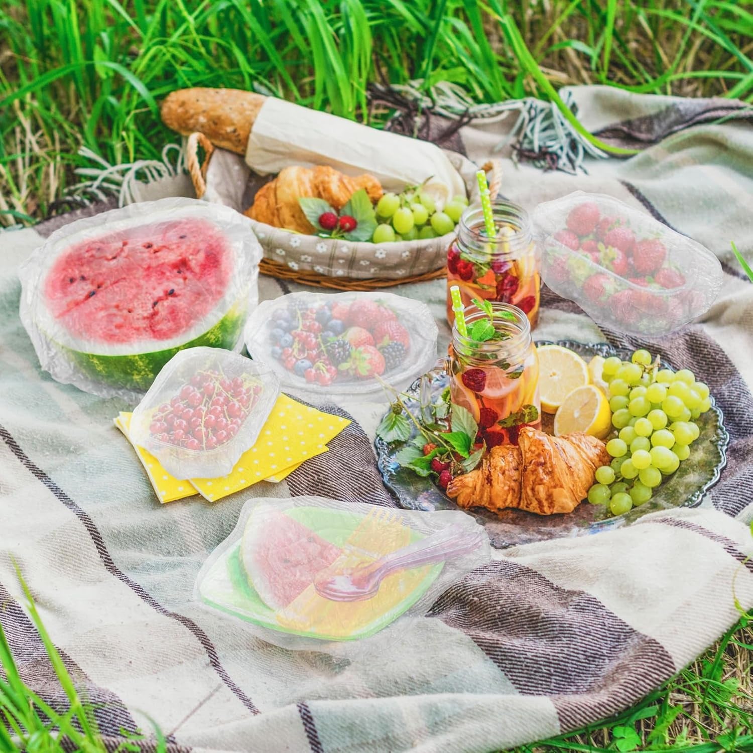 100PCS Bowl Covers Reusable - Thickend&Sturdy Plastic Bowl Cover Elastic Food Covers Stretch Reusable Disposable Food Storage Fresh Keeping Bags Outdoor to Keep Dust Away Outdoor Party Supplies