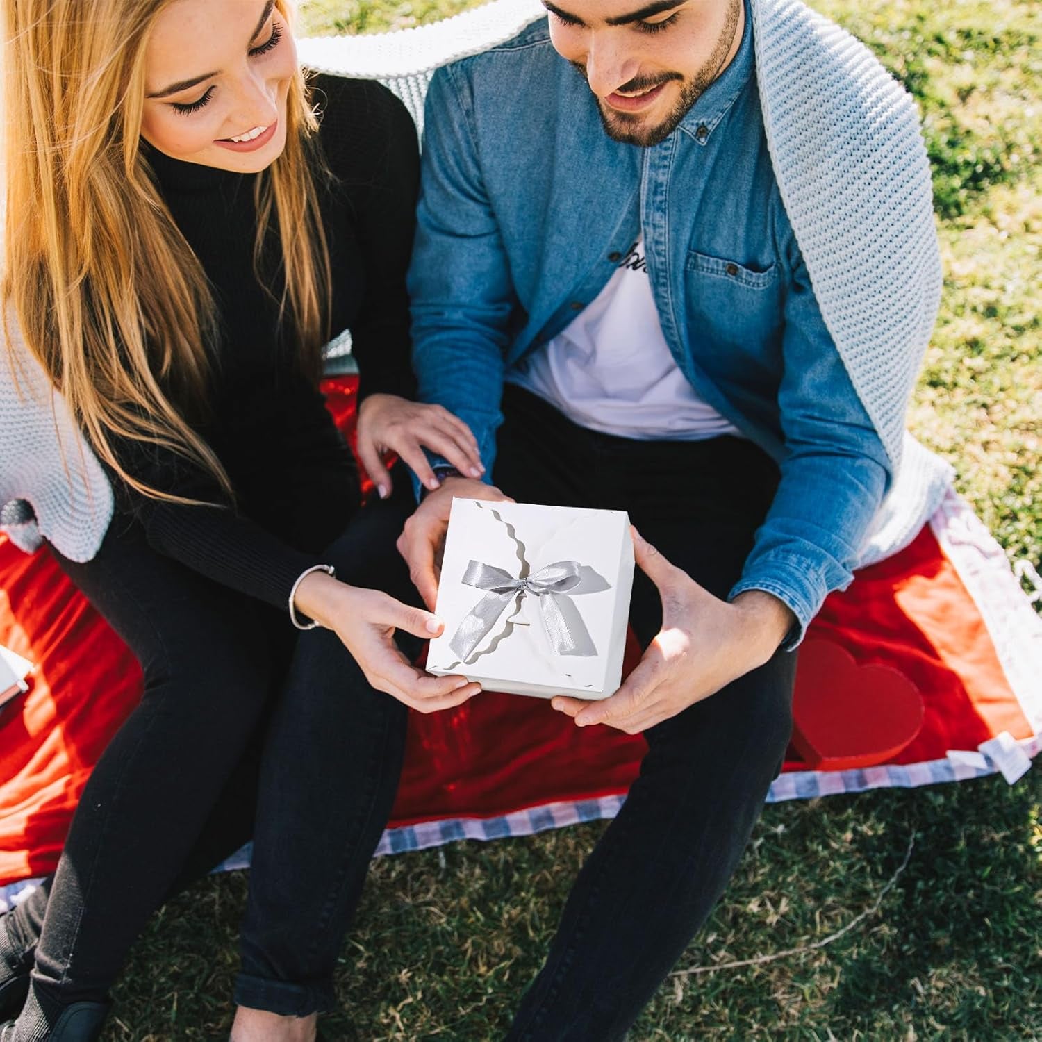 10PCS Gift Boxes with Ribbon, Small White Candy Box Paper Treat Boxes for Wedding Cookie Chocolates Small Gifts