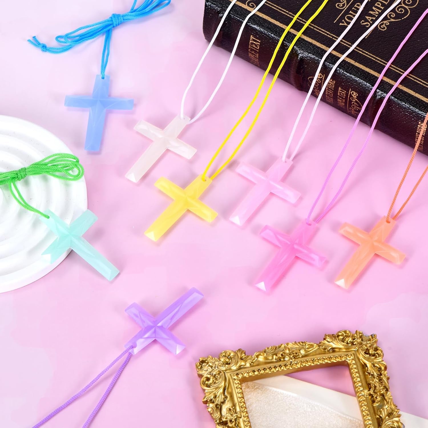 104 Pcs Crystal Cross Necklace, Plastic Cross Necklace Christian Gift Bulk Religious Party Favors Toy for Sunday School Church Easter Vacation Bible School Operation Christmas,8 Colors(Macaron Color)