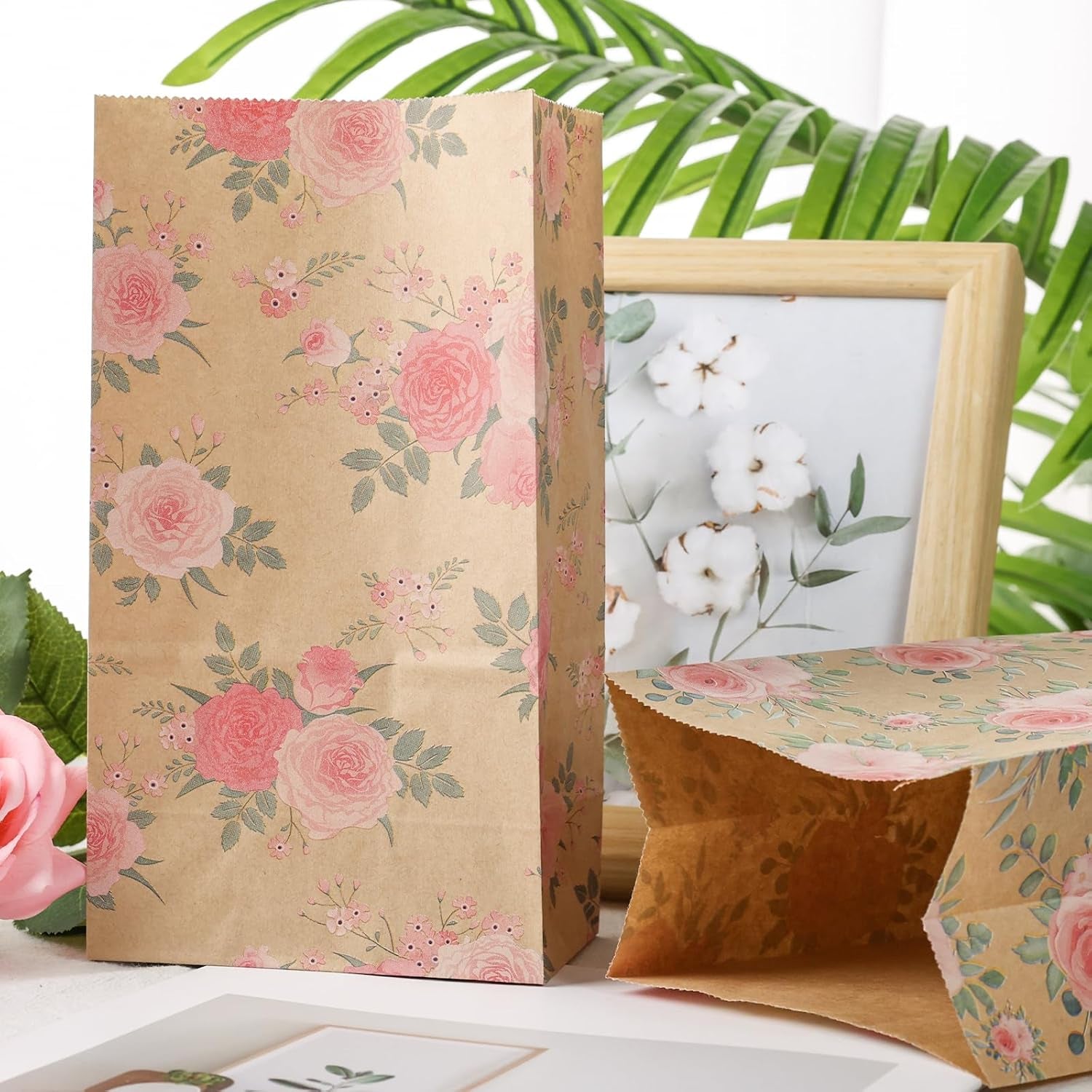 24 Pack Party Favor Bags, 4.7X3.1X8.7 Inch Small Gift Bags with Stickers Floral Party Favor Treat for Birthday Baby Shower Wedding Gift Packaging Supplies