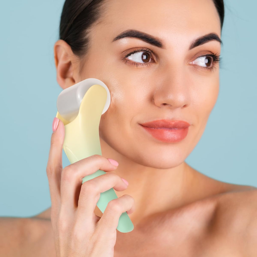 (Teal) Ice Roller for Face – Cooling Massage Tool for Relaxing & Restoring Radiance