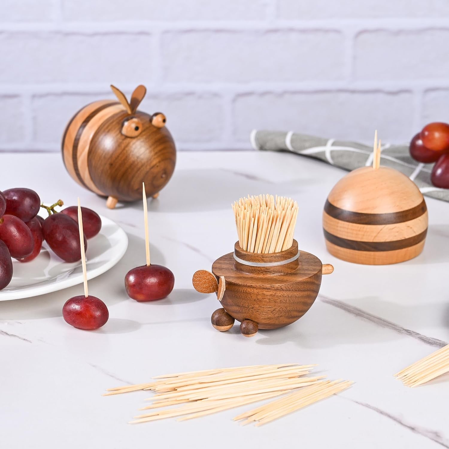 1000 Count Bamboo Toothpicks Barbecue, Fruits and Teeth Cleaning - round Double-Pointed Wooden Toothpicks, for Appetizers,Olives